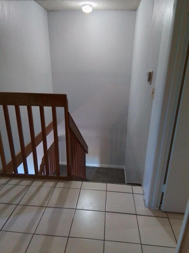 Building Photo - 1458 N Lawnwood Cir