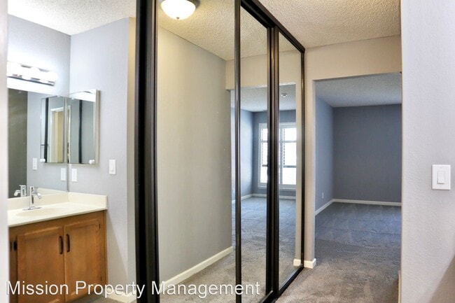 Building Photo - 2 br, 2 bath House - 39821 Cedar Blvd Unit...