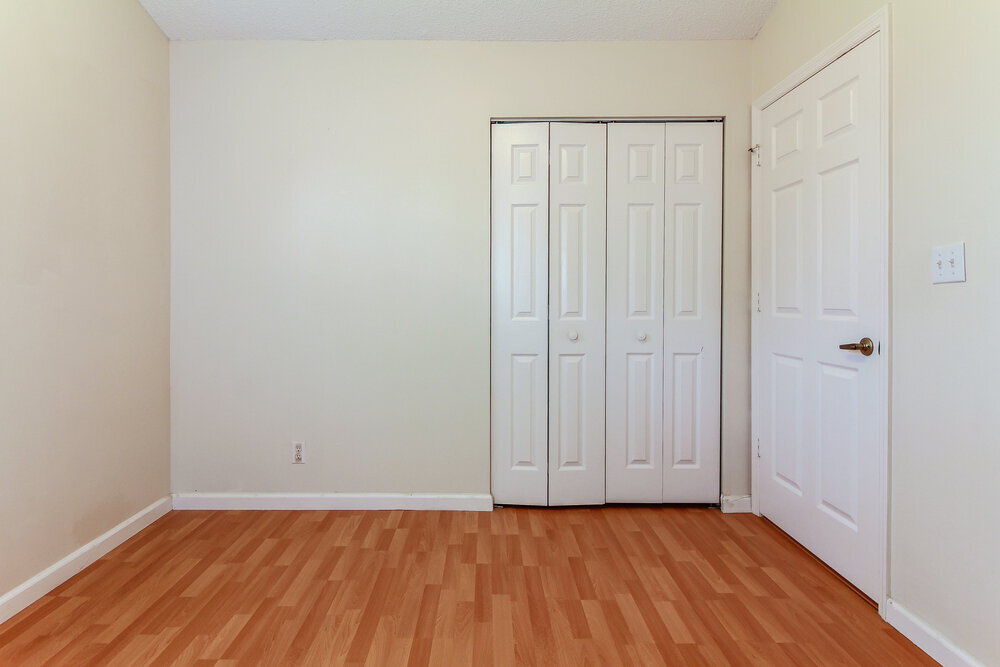 Building Photo - 12753 Meadowbreeze Dr