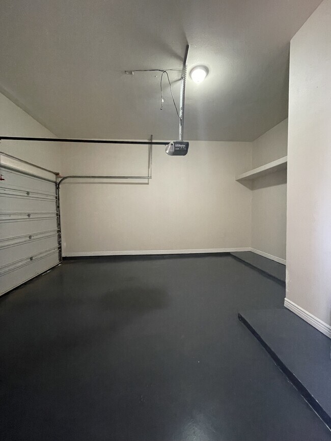 Building Photo - 12271 Costa Brava