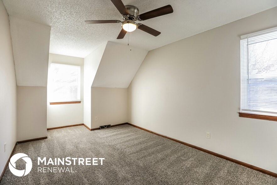 Building Photo - 2817 NW 5th St