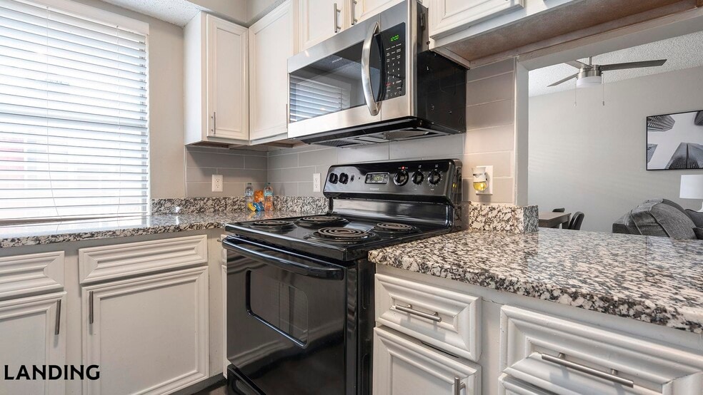 Building Photo - 130 Camino De Oro
