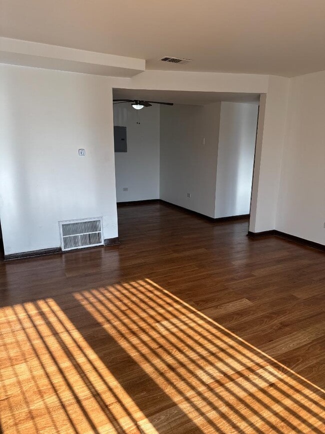 Building Photo - 2147 175th St