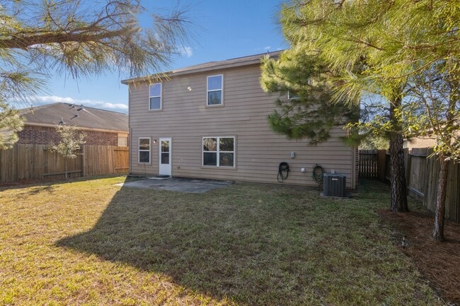 Building Photo - 20506 Freedom River Dr