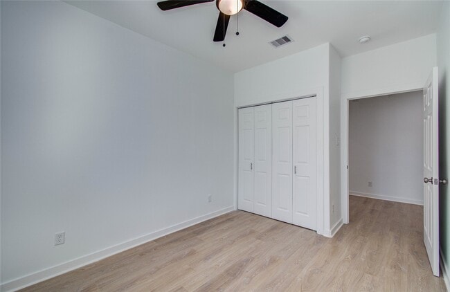 Building Photo - 8316 Peachtree St