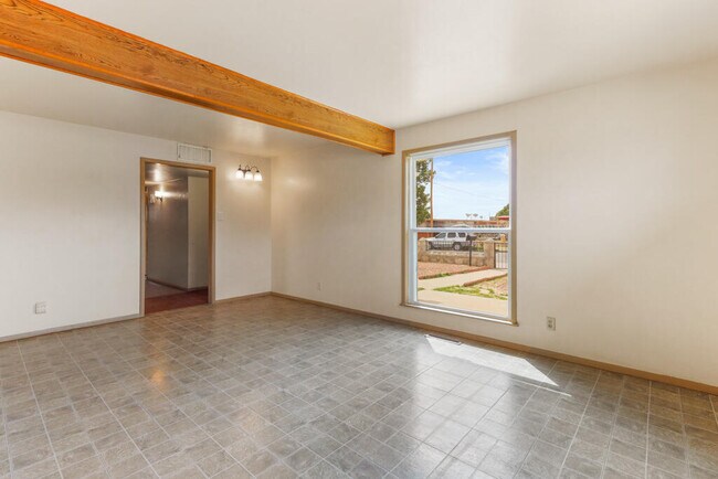 Building Photo - 5201 Cornell Ave