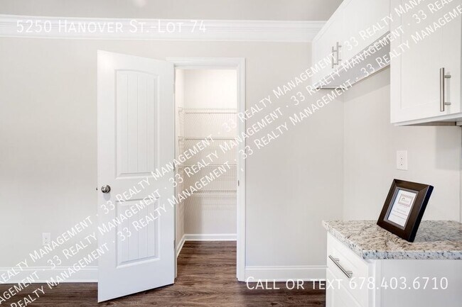 Building Photo - 5250 Hanover St