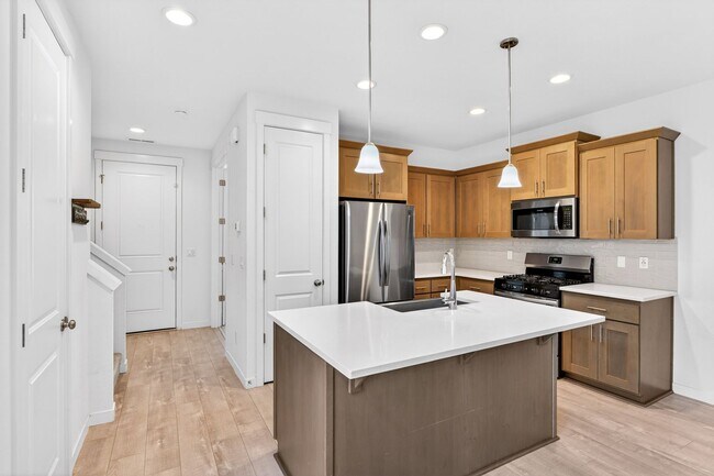 Building Photo - Modern Happy Valley Home with Open-Concept Living & Private Yard