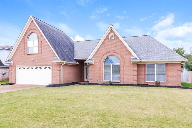 Building Photo - 6411 Braybourne Pl