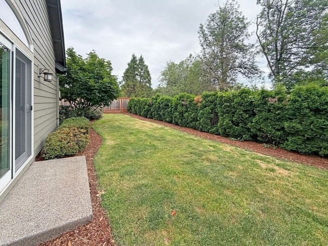 Building Photo - 2523 Borders Dr