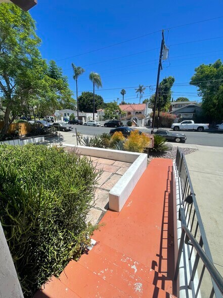 Building Photo - 1818 Granada Ave