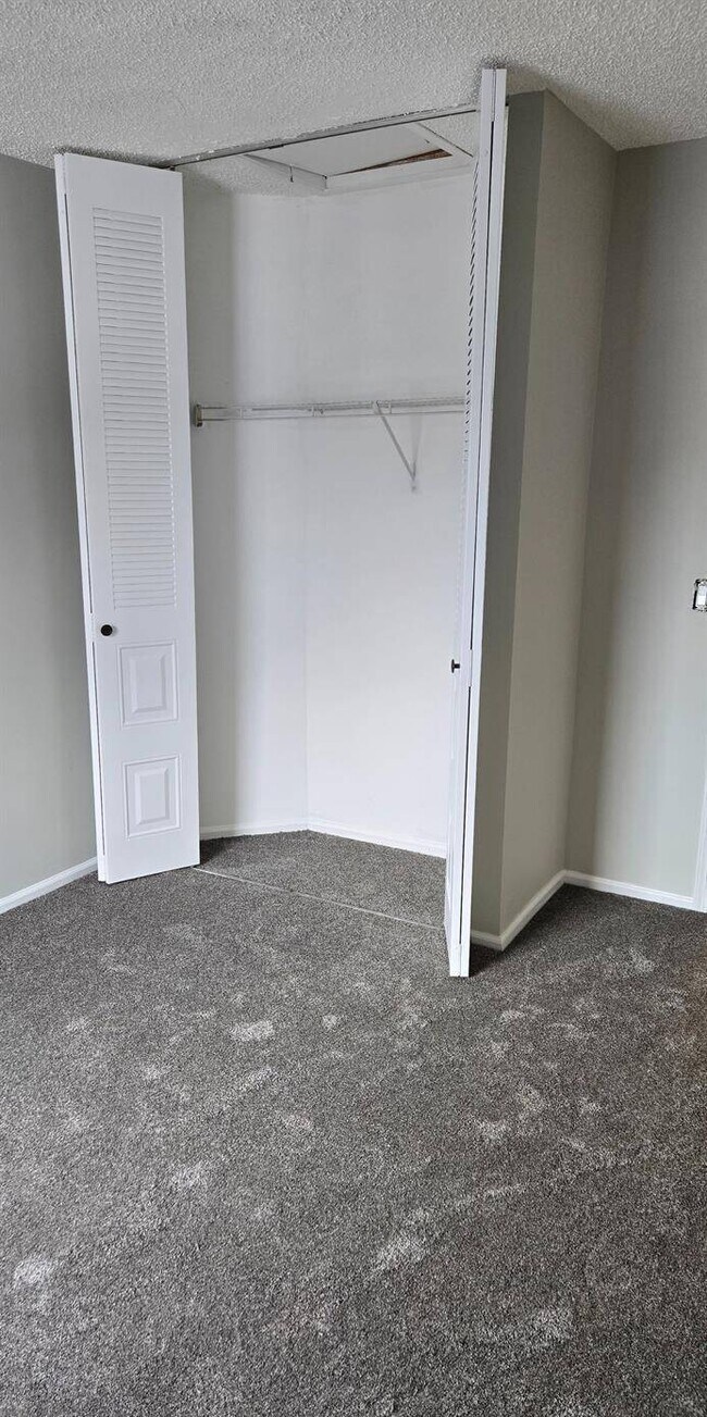 Building Photo - 3015 Lighthouse Ln