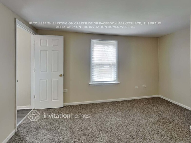 Building Photo - 9307 Nordica Ave