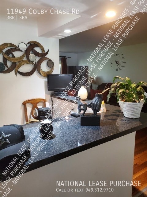 Building Photo - Rent to Own Home with $7,000 Down - No Ban...