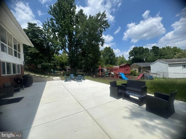 Building Photo - 6315 Willowood Ln