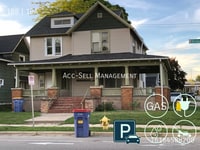 Building Photo - 1003 Bridge St NW