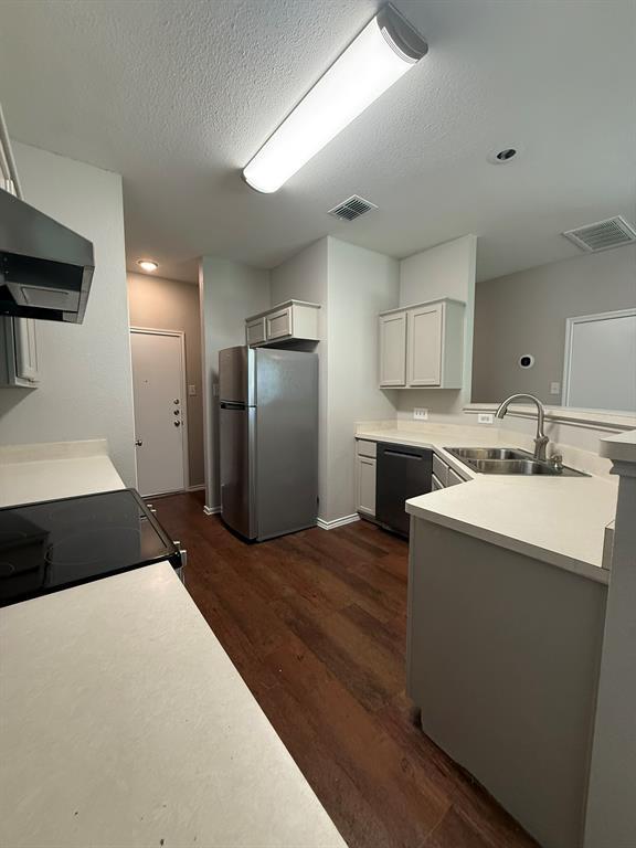 Building Photo - 6726 Windrift Way