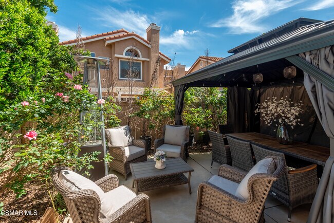 Building Photo - 4894 Santo Dr