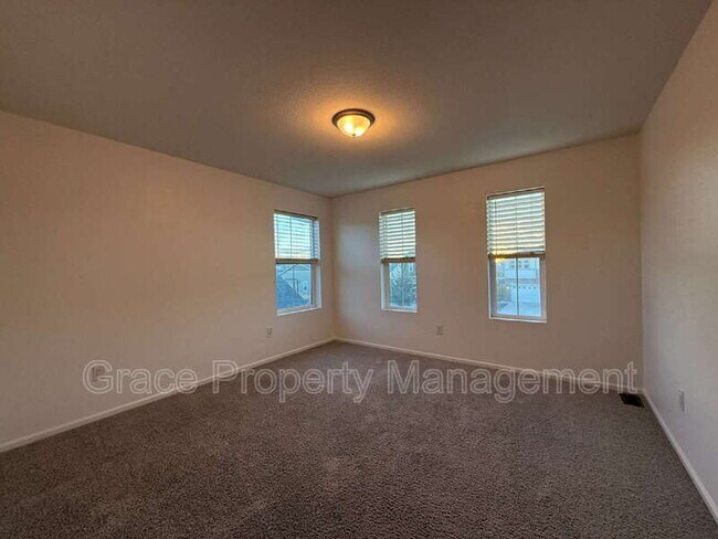 Building Photo - 5926 N Orleans St