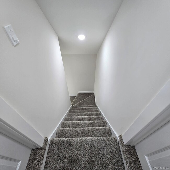 Building Photo - 37 Gould Rd