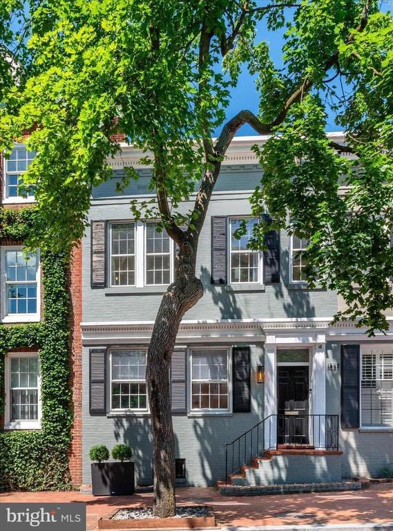 Building Photo - 1322 28th St NW