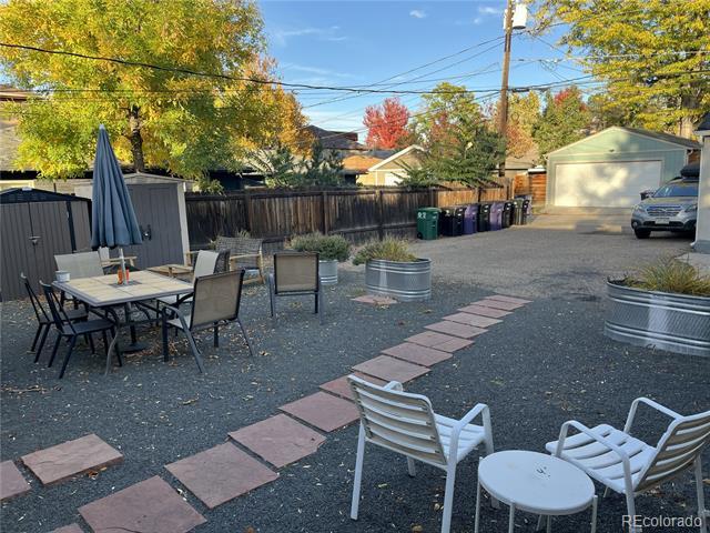 Building Photo - 2086 S Pearl St