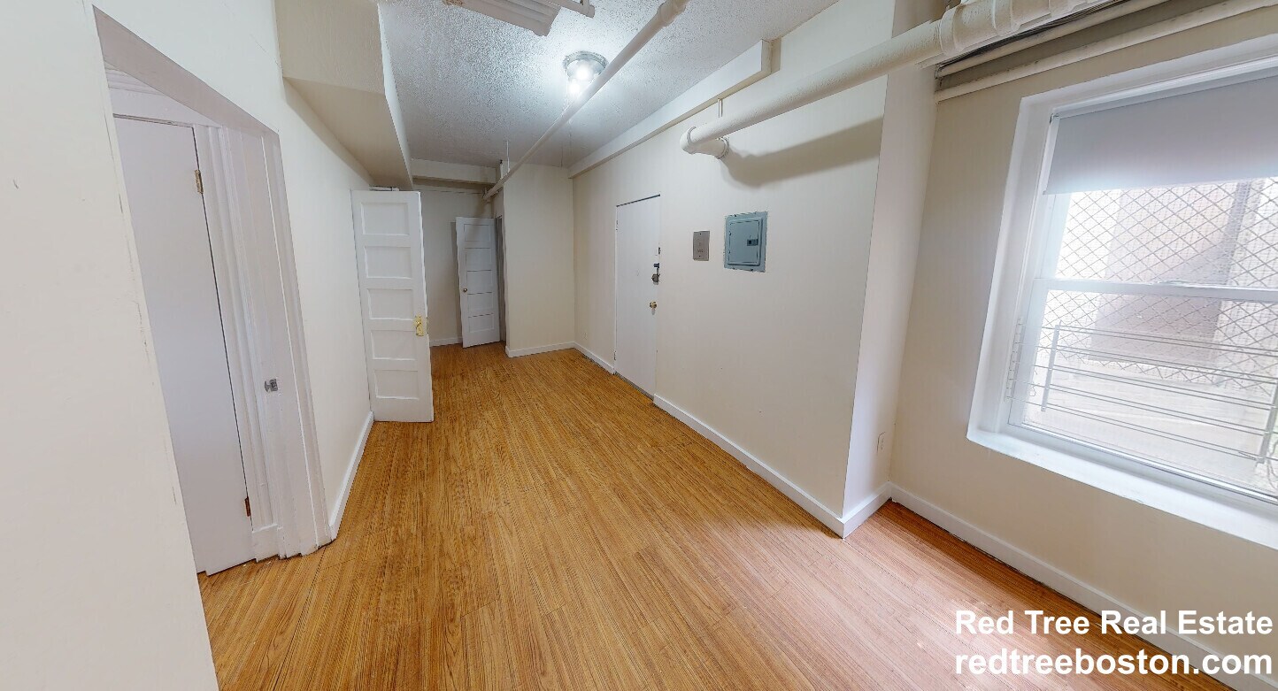 Building Photo - 1191 Boylston St
