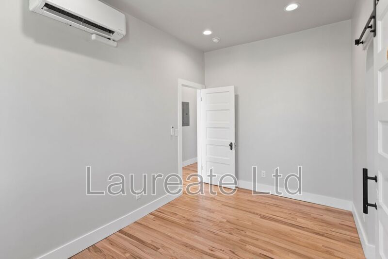 Building Photo - 2224 E 14th Ave