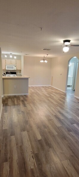 FOR RENT 2BR/2BA Condo in Lakewood Ranch, FL - 7411 Vista Way