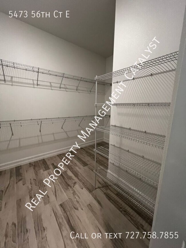 Building Photo - 5473 56th Ct E