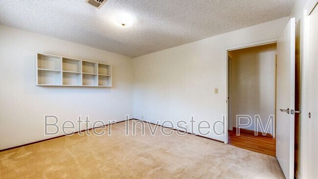 Building Photo - 2530 Brookhaven Dr