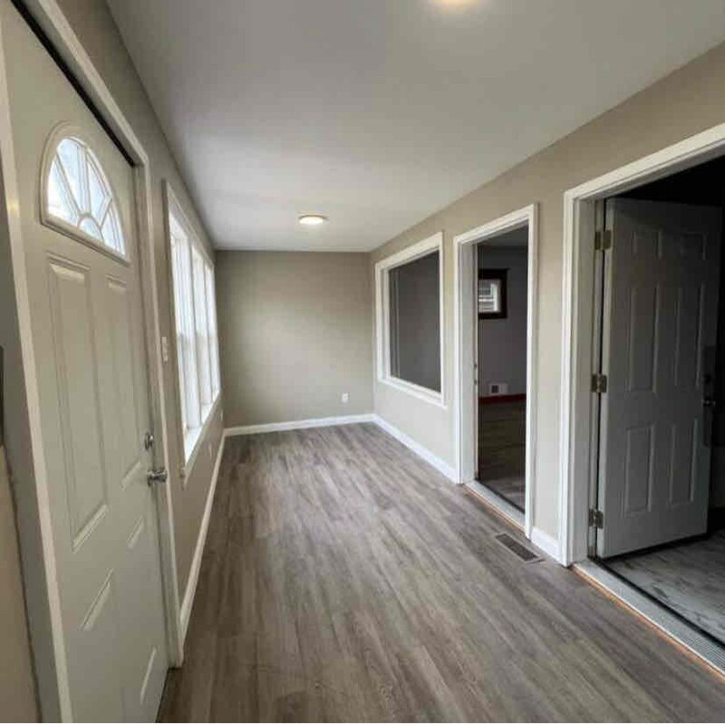 Building Photo - 840 Jackson St