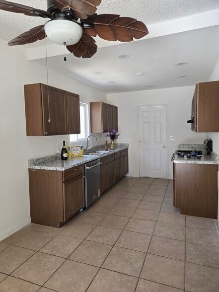 Building Photo - 66726 Cahuilla Ave