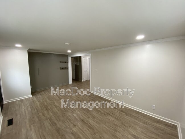 Building Photo - 6712 Caribou Ct