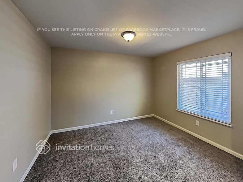 Building Photo - 23525 Arlen Dr