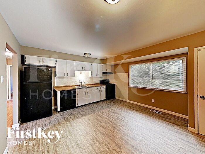 Building Photo - 1559 Florida Dr