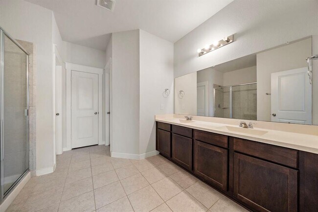 Building Photo - 22419 Brass Bell Dr
