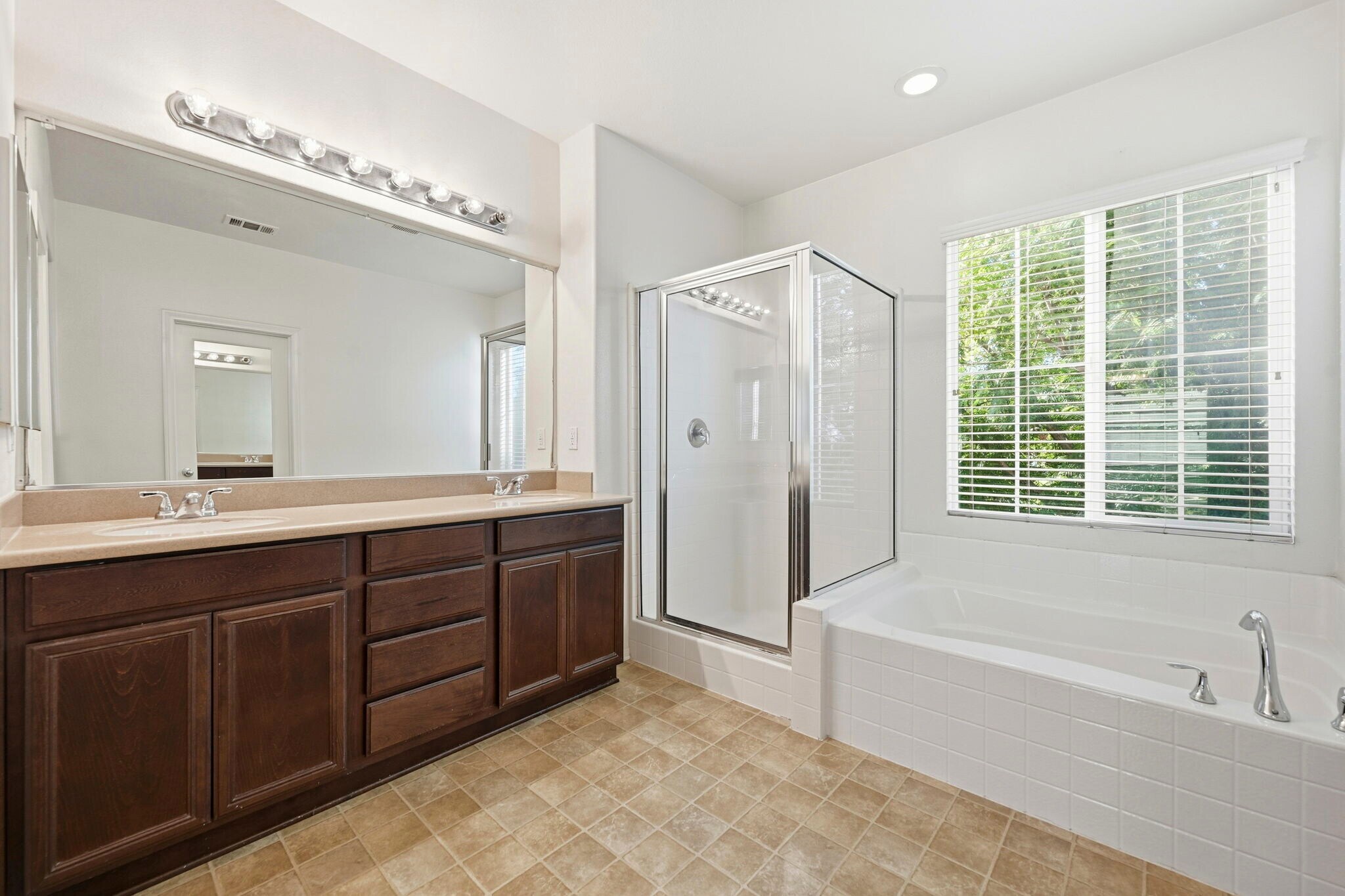 Building Photo - 31853 Red Pine Way