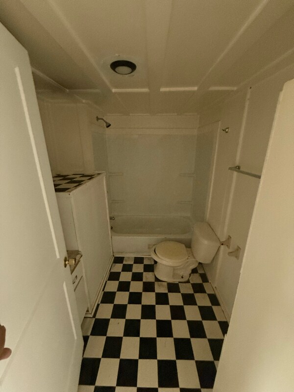 Building Photo - 920 Boardwalk Ln