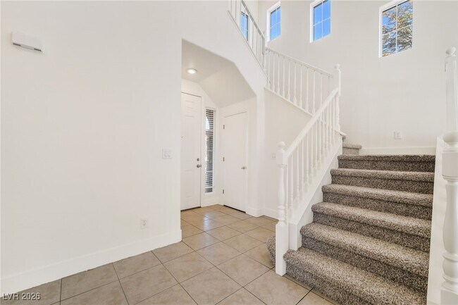 Building Photo - 10226 Wolf Pack Ln