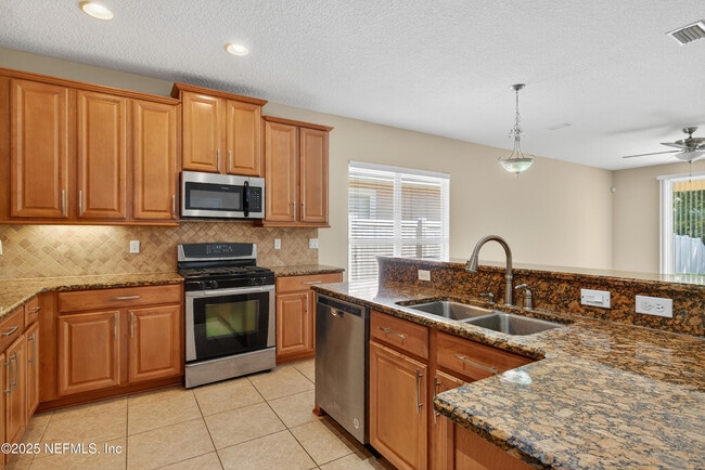 Building Photo - 14733 Bulow Creek Dr