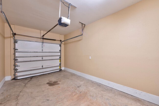Building Photo - 1813 Eleventh St