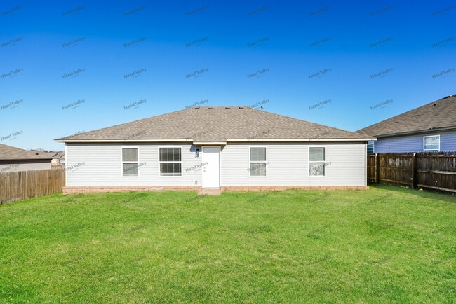 Building Photo - 25158 E 92nd Ct S