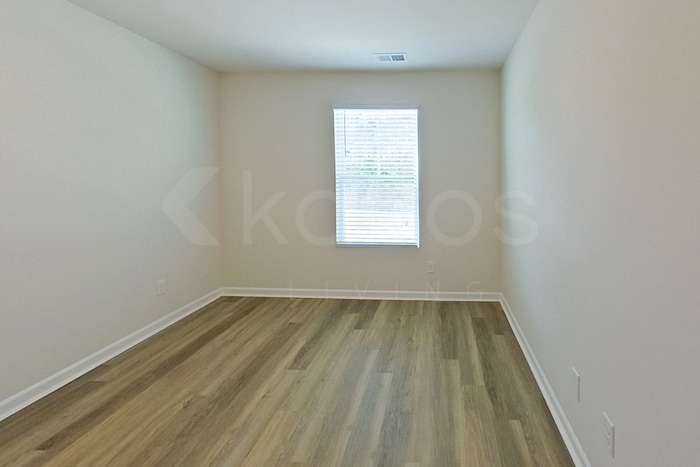 Building Photo - 127 Overstreet Way