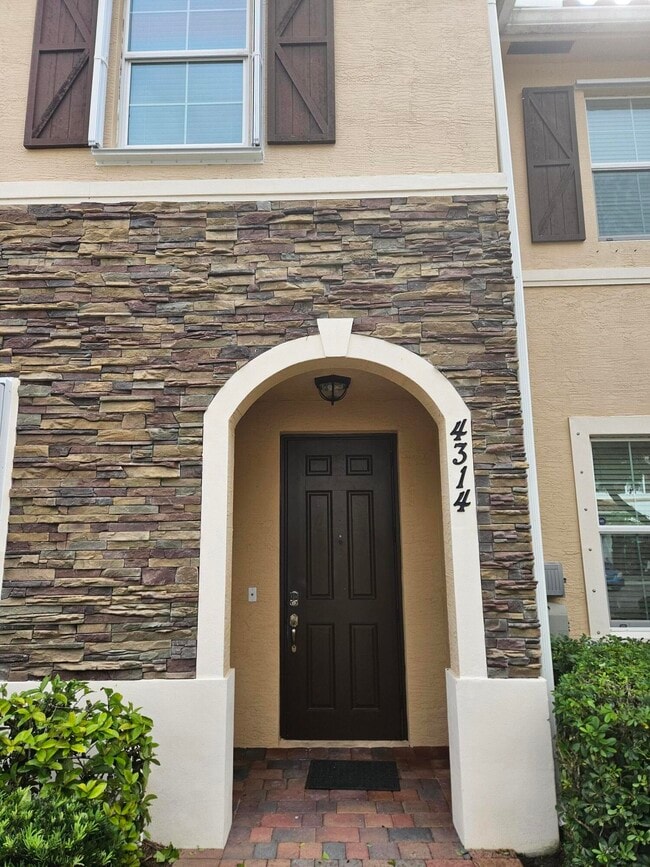 Building Photo - 4314 Maybelle Ln