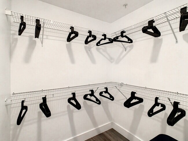 Building Photo - Westpointe Boulevard, Orlando, FL 32835 - 2 BR 2 BA condo