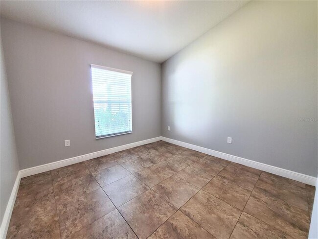 Building Photo - 10737 Standing Stone Dr