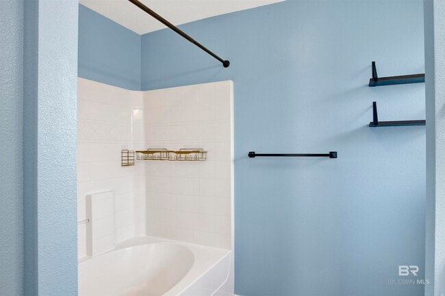 Building Photo - 33633 Field Stone Ln