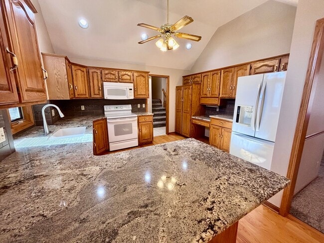 Building Photo - 16306 Lafayette Ave