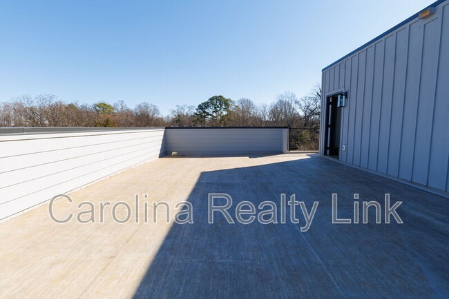 Building Photo - 3519 Avalon Ave